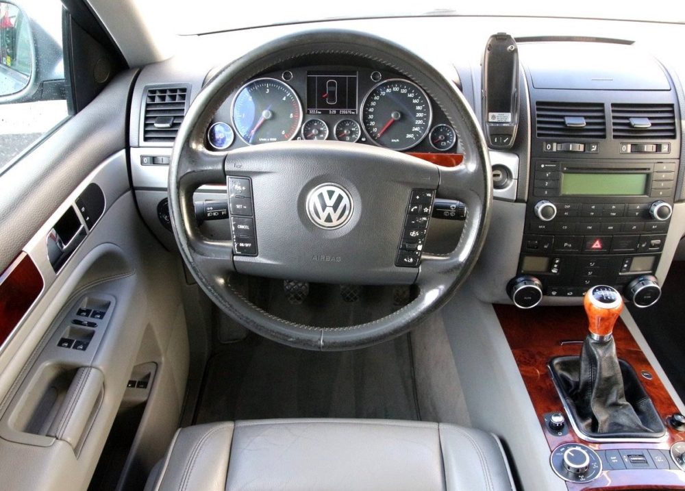 Volkswagen Touareg 7L interiér