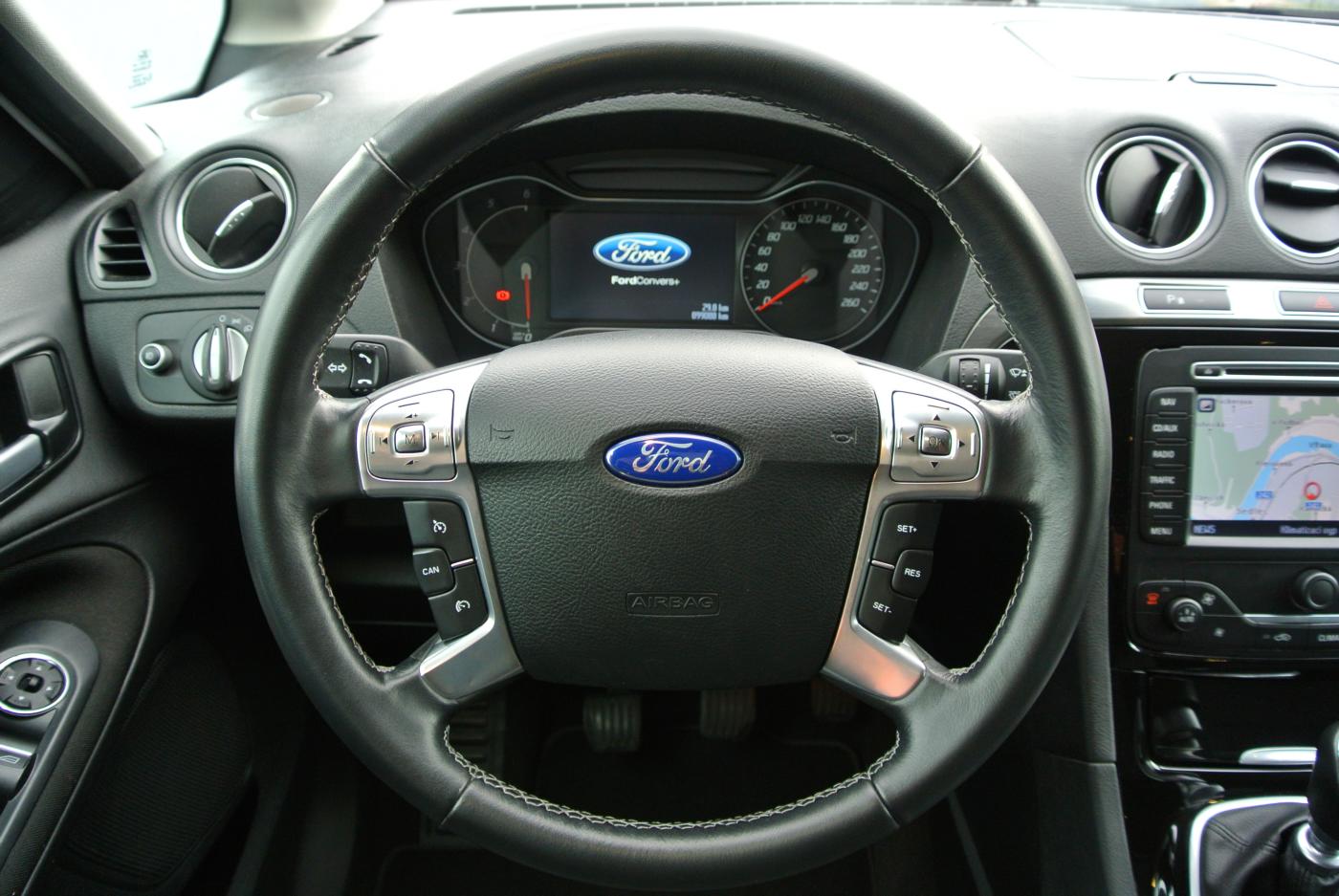 Ford S-MAX, 2013 - pohled č. 12