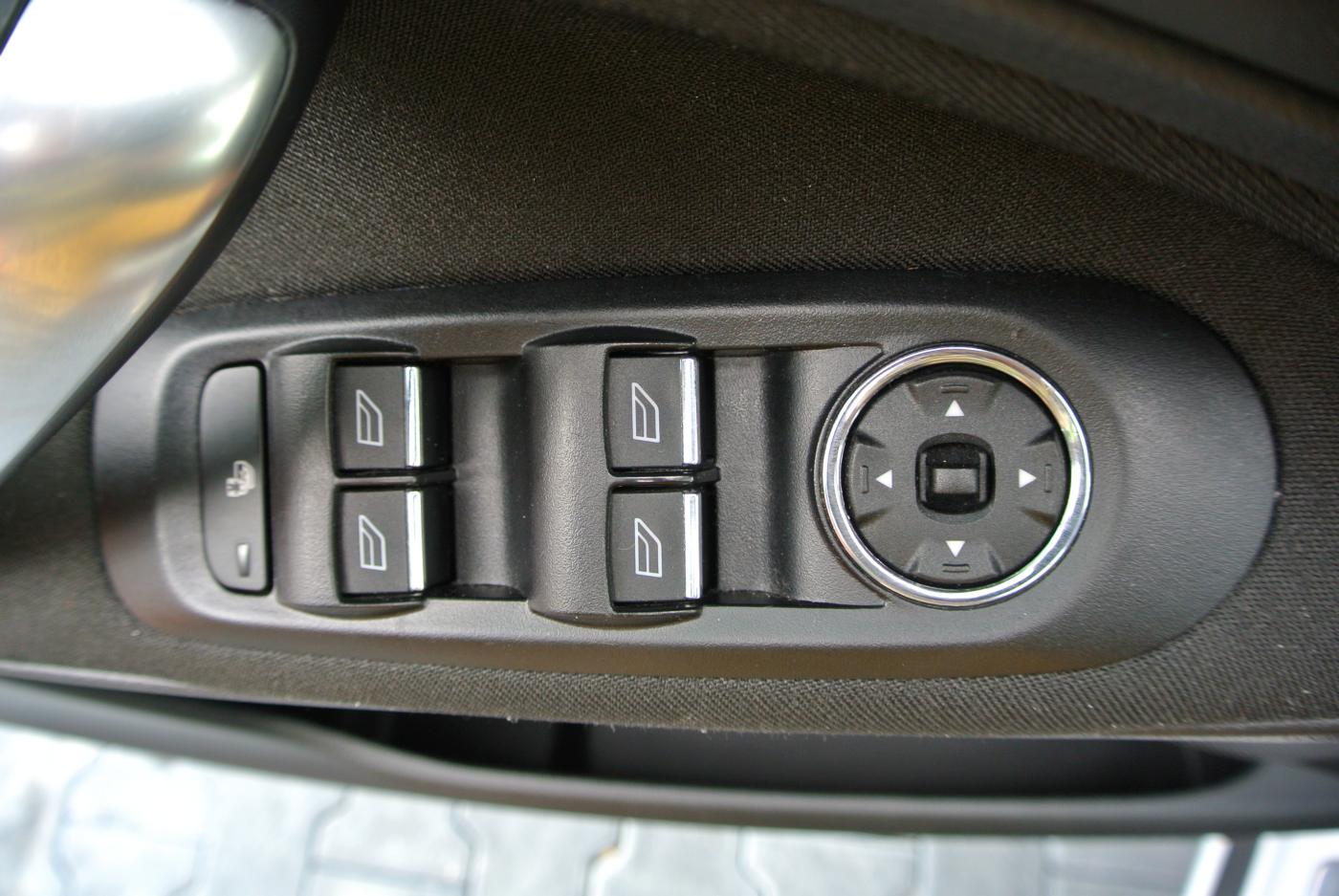 Ford S-MAX, 2013 - pohled č. 15